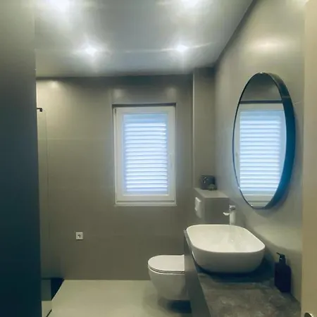 Sweet Apartment *